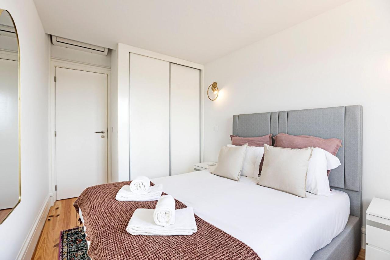 Modern Cativo Apartment By Lovelystay Porto Exterior foto